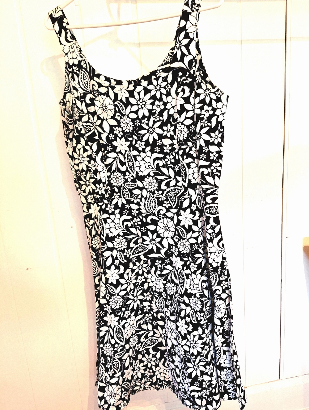 Vintage 90s/Y2K Breakin Loose Floral Tank Sundress – Black & White – Size 14 NGC